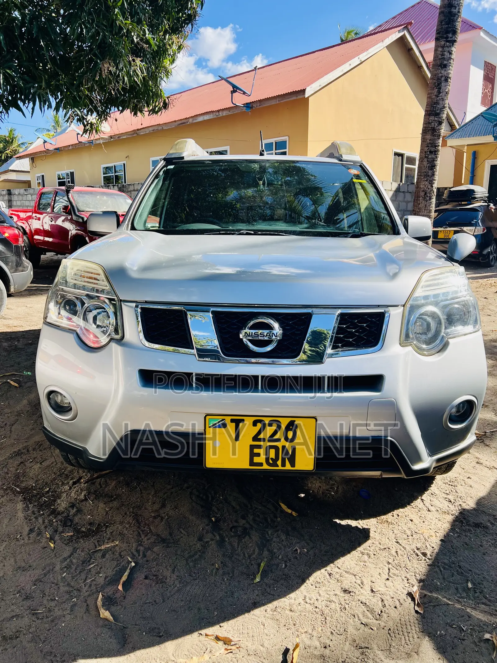 Nissan X-Trail 2.0 Petrol AWD 2014 Silver