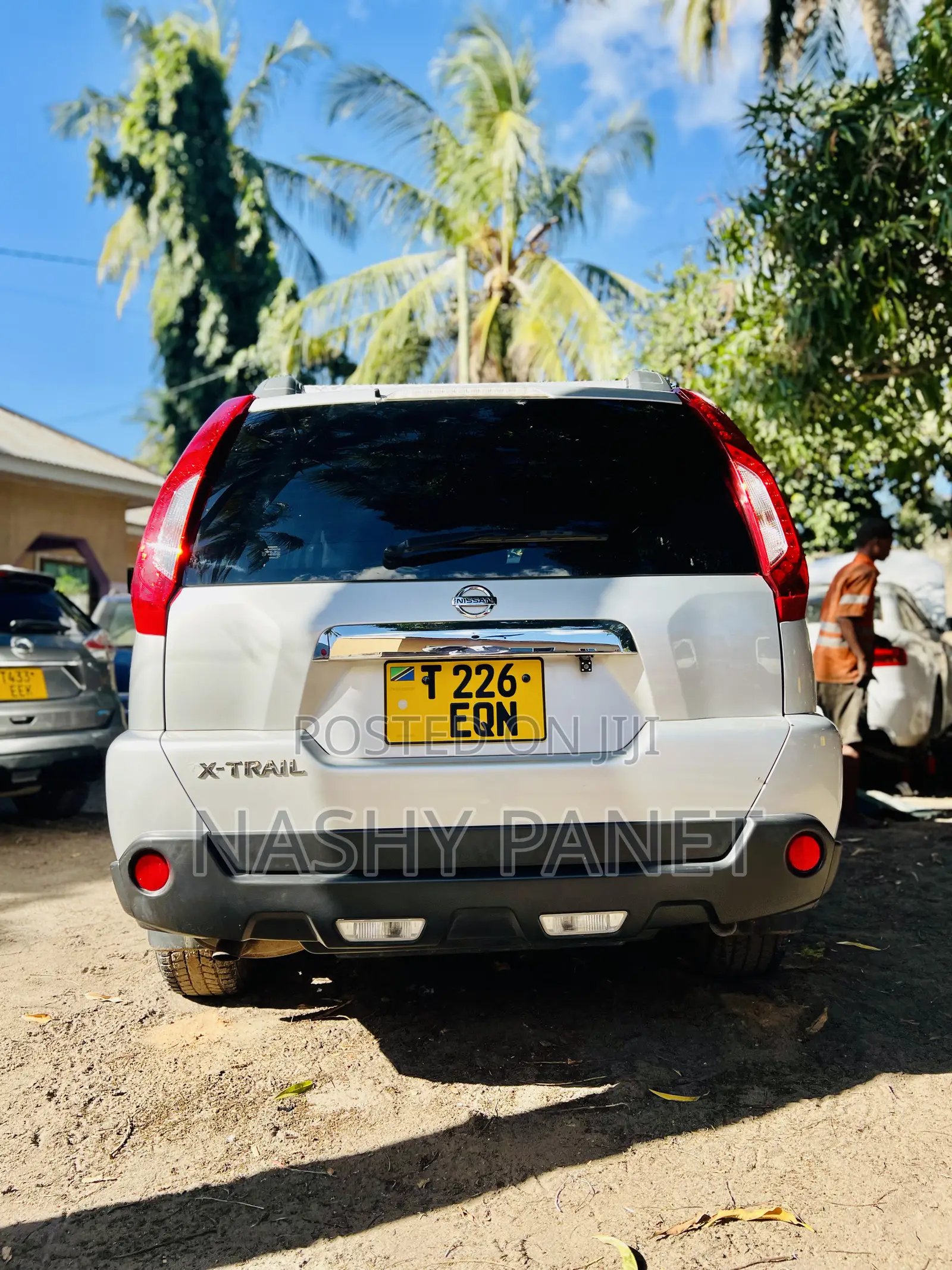 Nissan X-Trail 2.0 Petrol AWD 2014 Silver