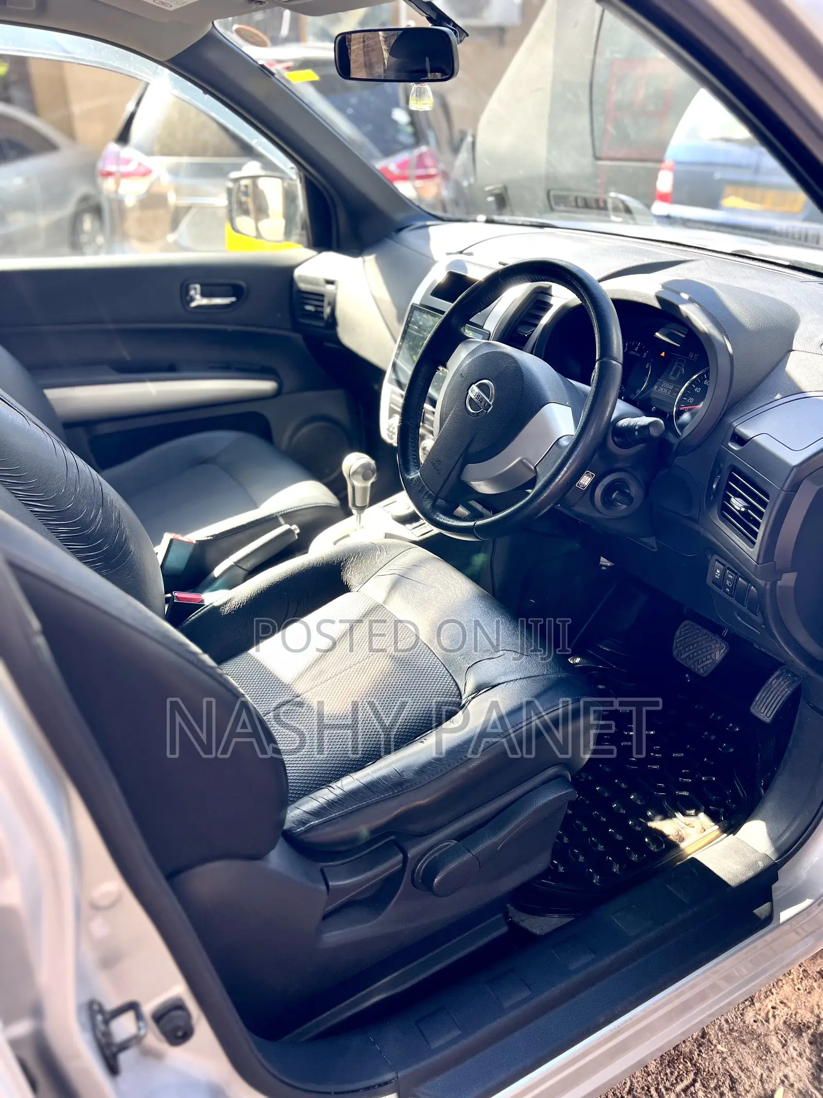 Nissan X-Trail 2.0 Petrol AWD 2014 Silver