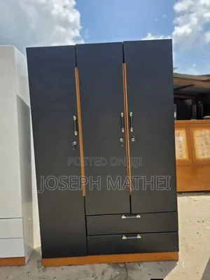 Kabati Milango 3 Black