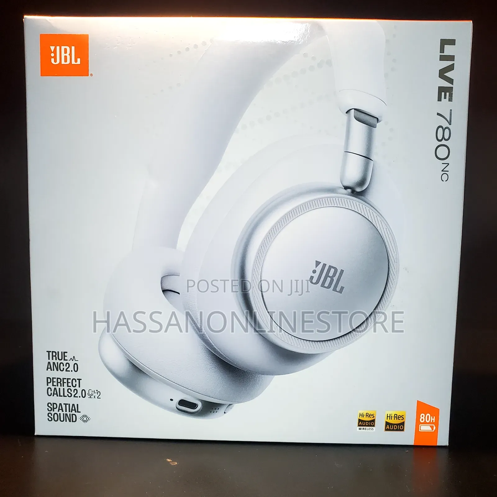 JBL Live 780NC Wireless Noise-Canceling Over-Ear Headphones - White
