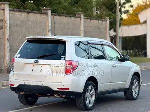 Subaru Forester 2009 White