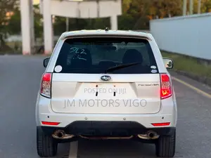 Subaru Forester 2009 White