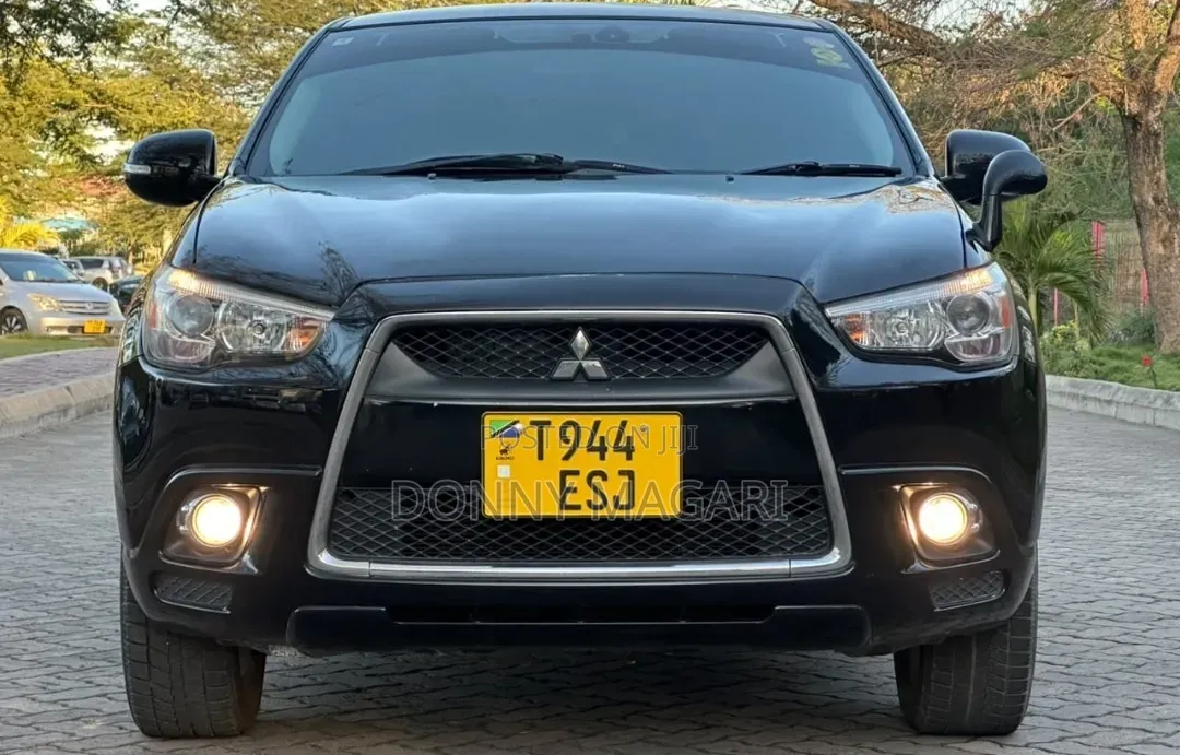Mitsubishi RVR 2010 Black