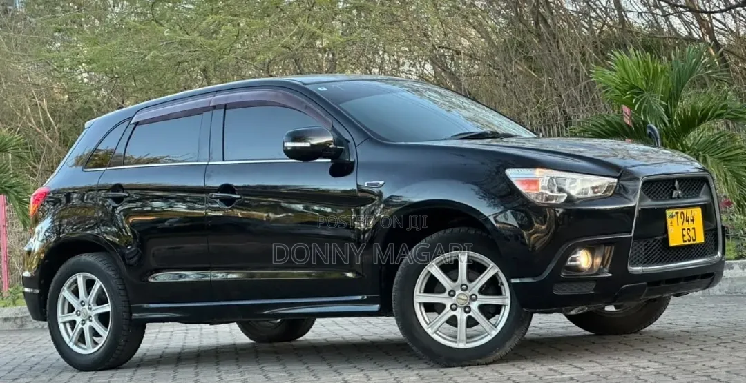 Mitsubishi RVR 2010 Black