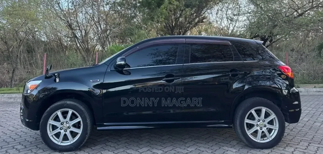 Mitsubishi RVR 2010 Black
