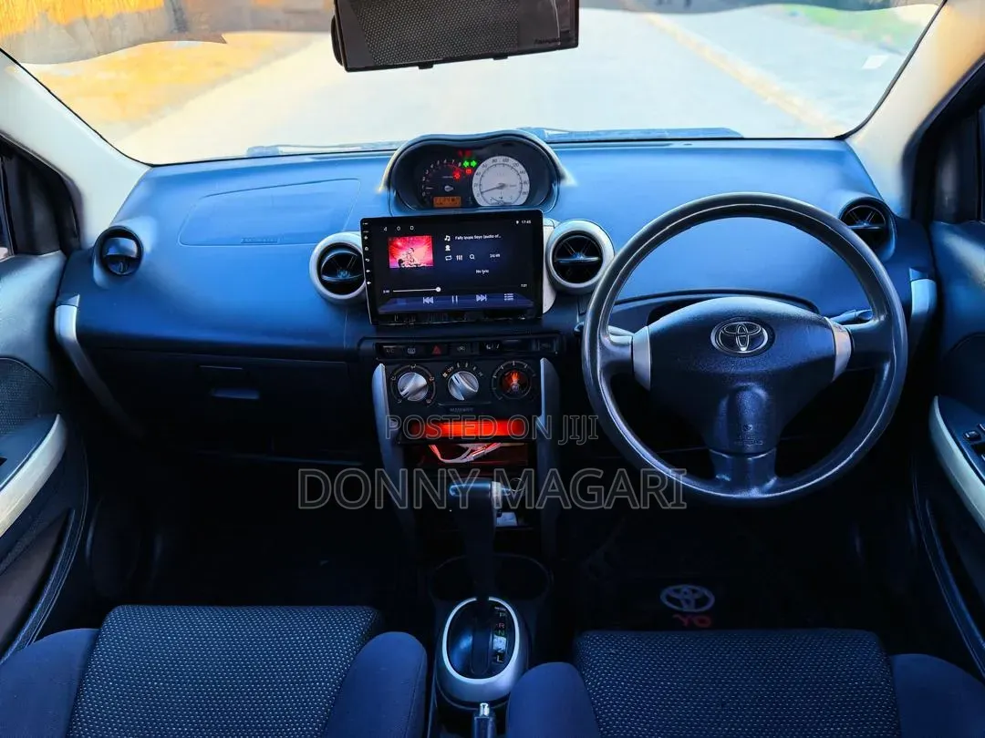 Toyota IST 2003 Black