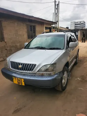 Toyota Harrier 2002 Silver