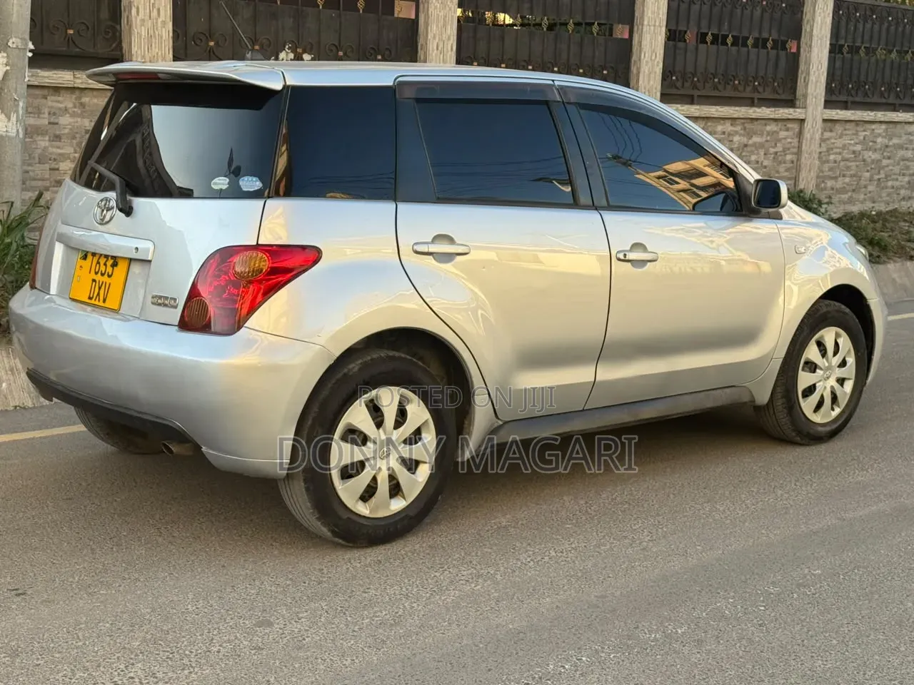 Toyota IST 2004 Silver