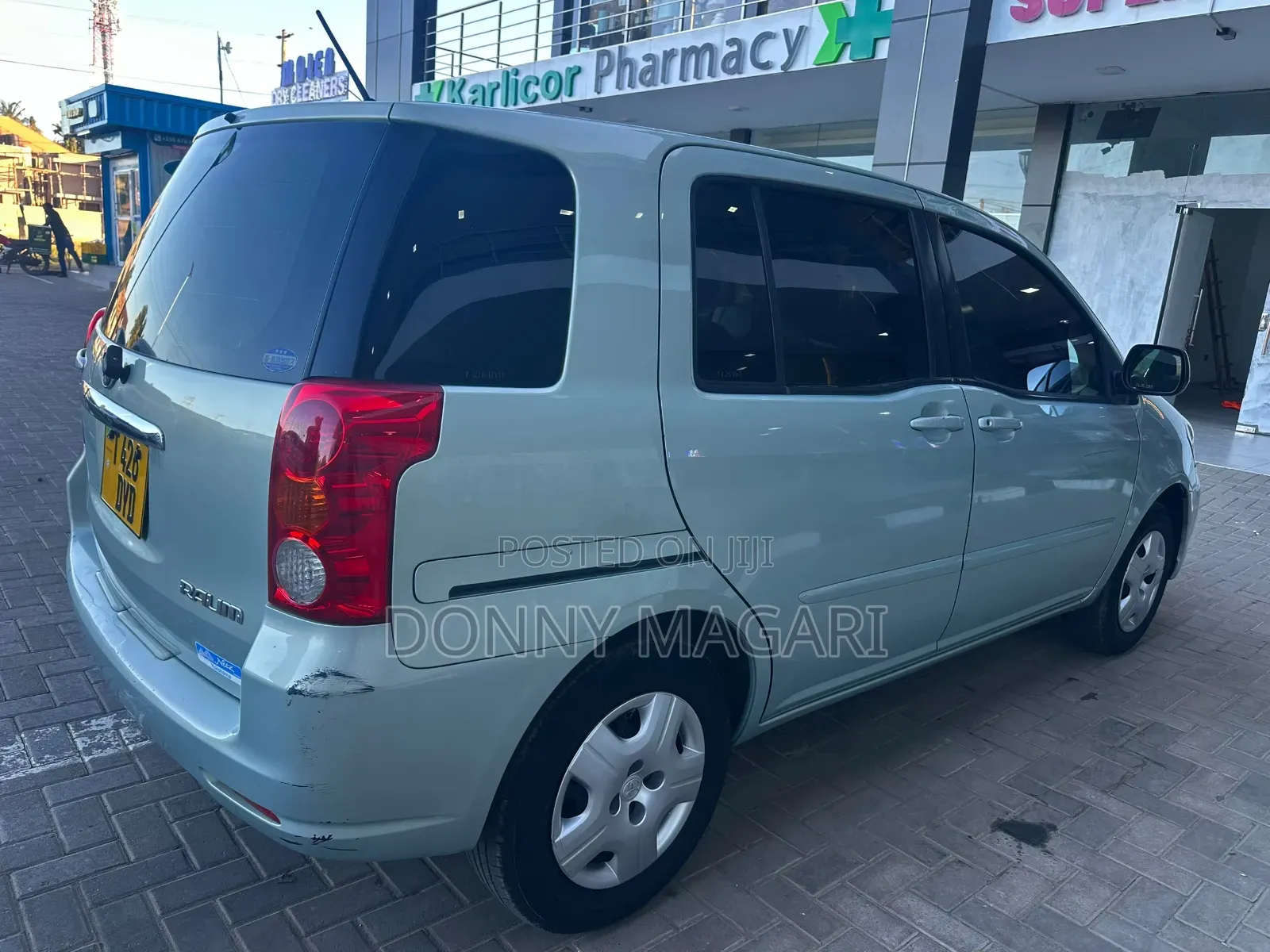 Toyota Raum 2006 Blue