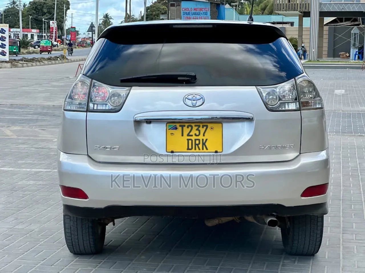 Toyota Harrier 2003 Silver