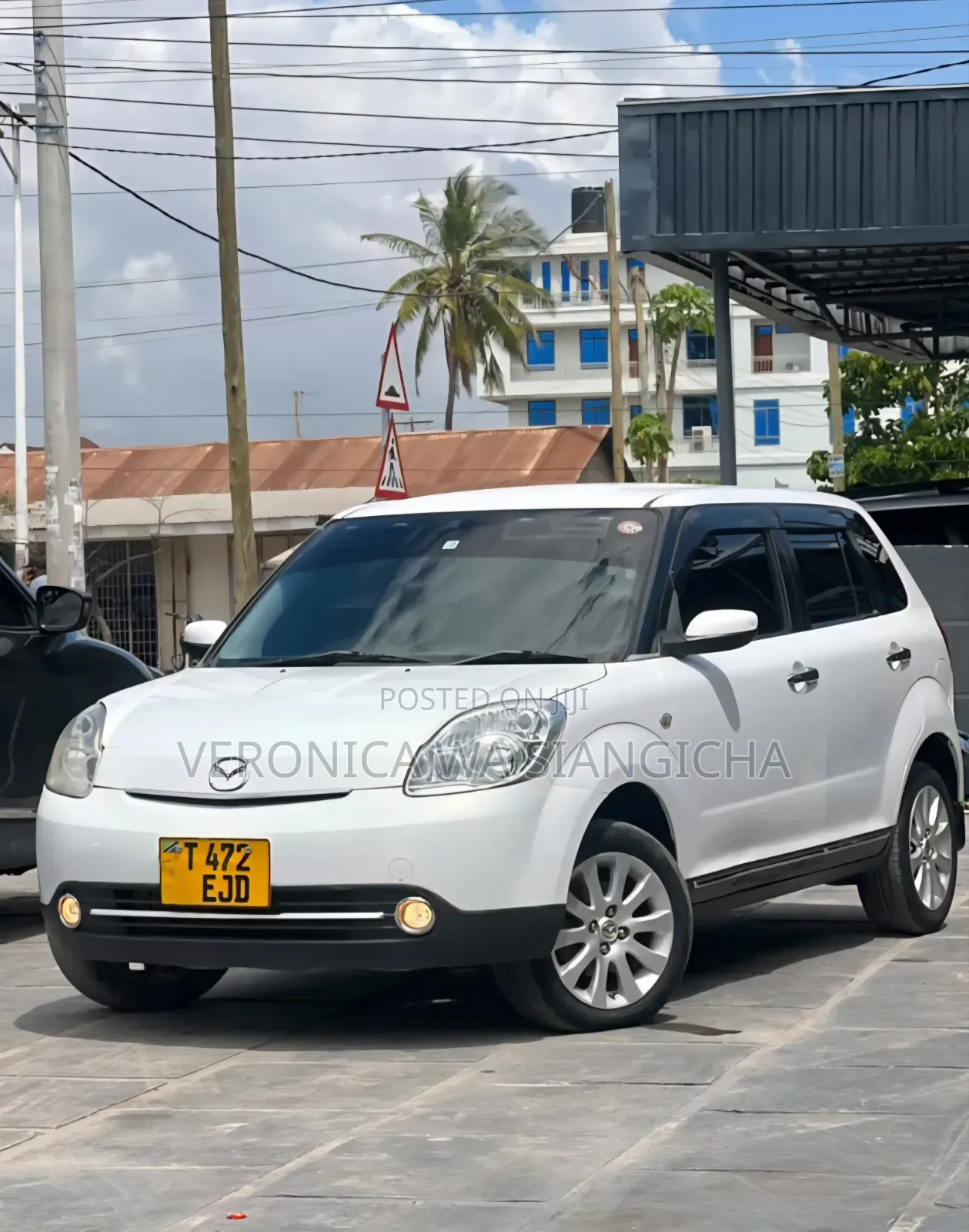 Mazda Verisa 2007 White