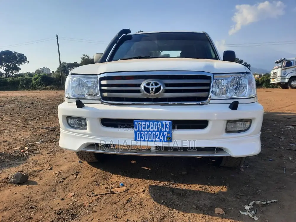 Toyota Land Cruiser 100 4.2 TD 2005 White