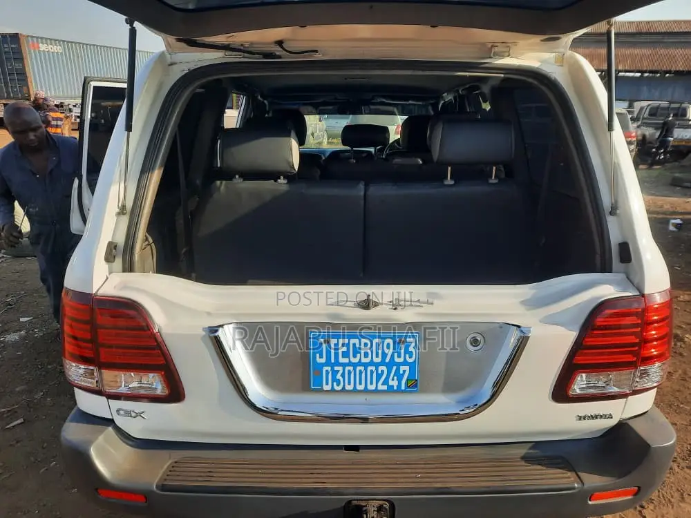 Toyota Land Cruiser 100 4.2 TD 2005 White