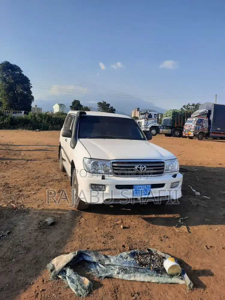 Toyota Land Cruiser 100 4.2 TD 2005 White