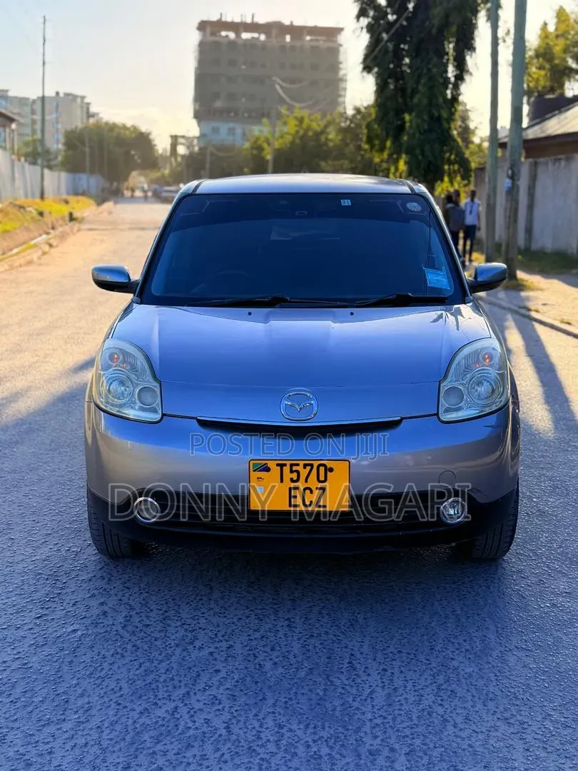 Mazda Verisa 2007 Silver