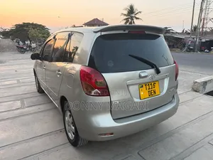 Toyota Corolla Spacio 2005 Silver