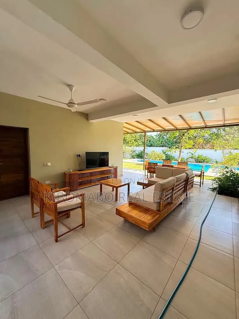 Furnished 1bdrm Apartment in Oyster Bay for rent