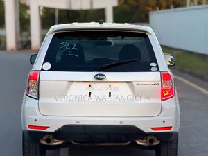 Subaru Forester 2009 White