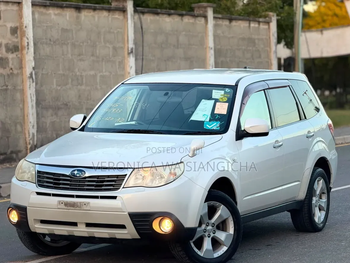 Subaru Forester 2009 White