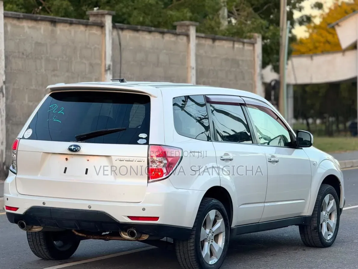 Subaru Forester 2009 White