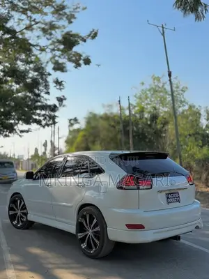 Toyota Harrier 2007 White