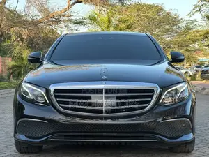 Mercedes-Benz E400 2016 Black