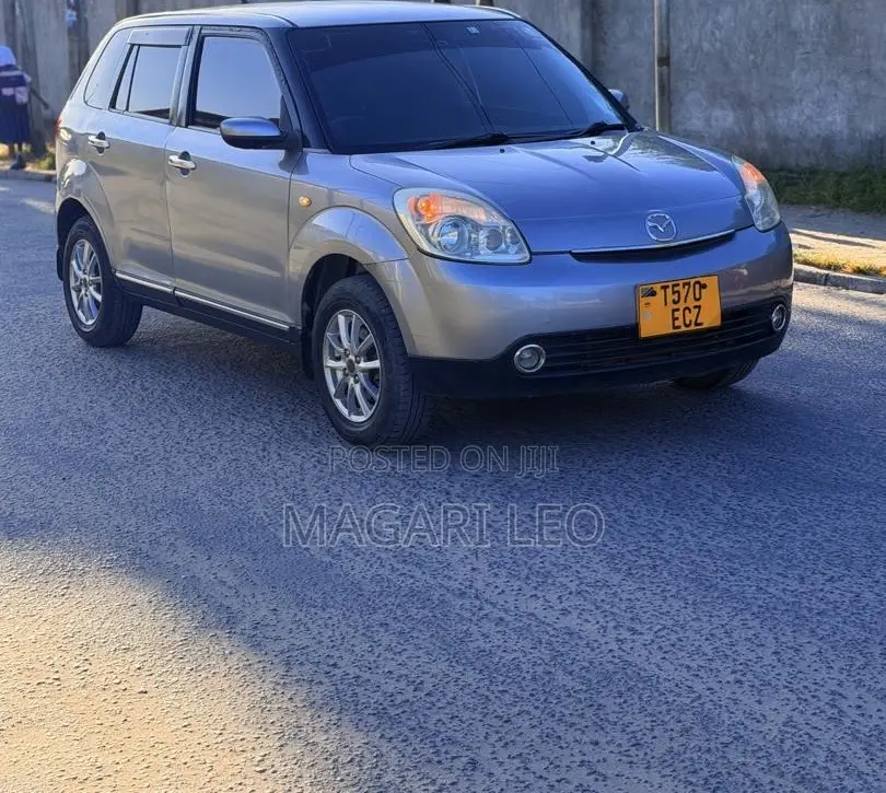 Mazda Verisa 2008 Silver