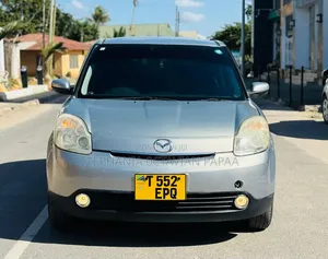 Mazda Verisa 2010 Gray