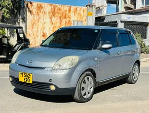 Mazda Verisa 2010 Gray