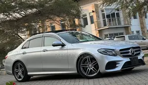 Mercedes-Benz E250 2016 Silver