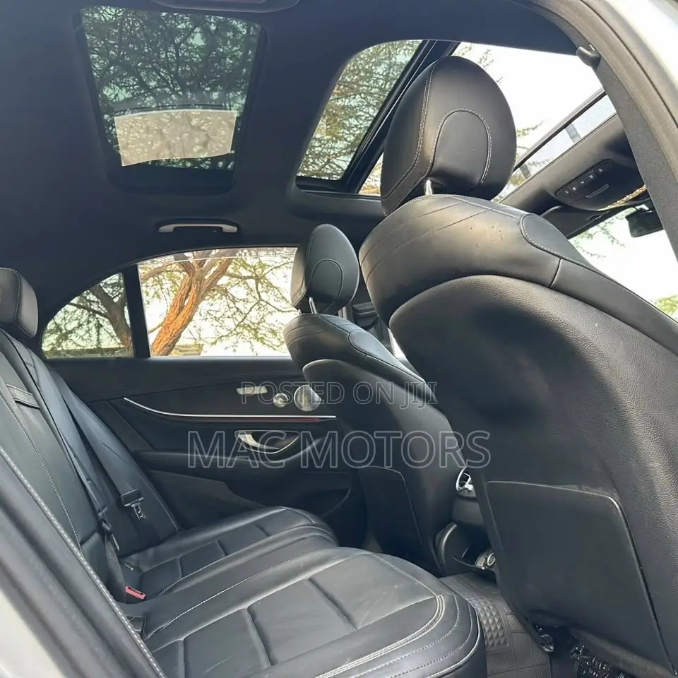 Mercedes-Benz E250 2016 Silver