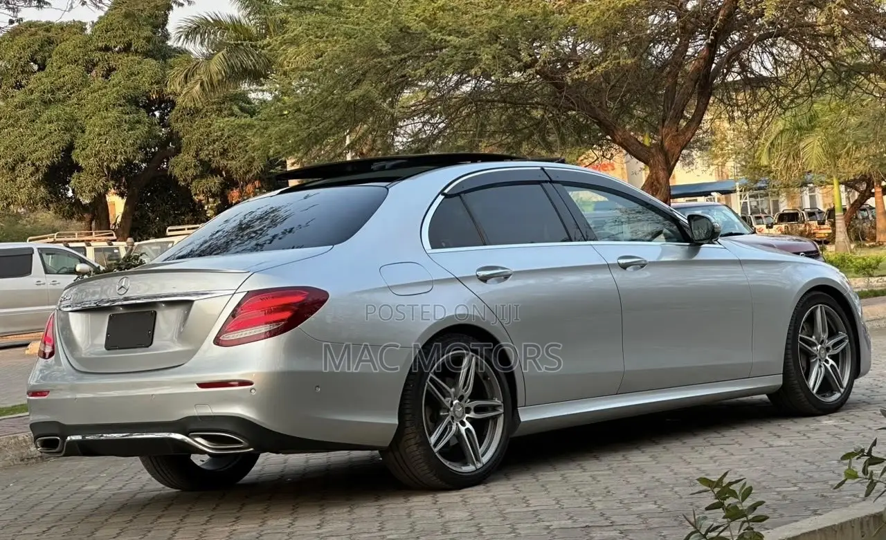 Mercedes-Benz E250 2016 Silver