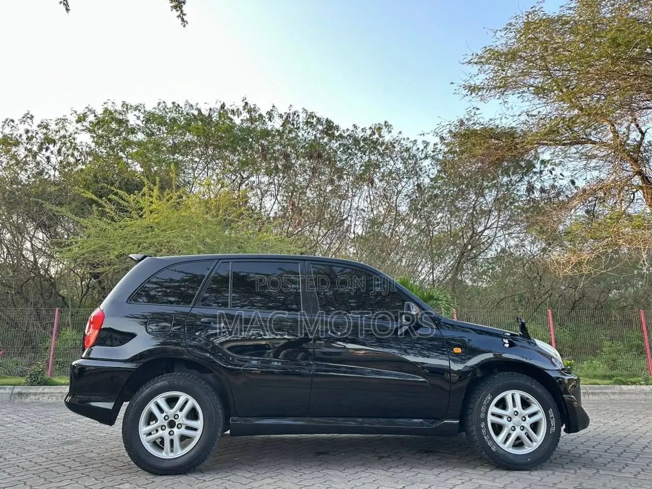 Toyota RAV4 2001 Black