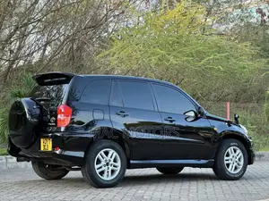 Toyota RAV4 2001 Black