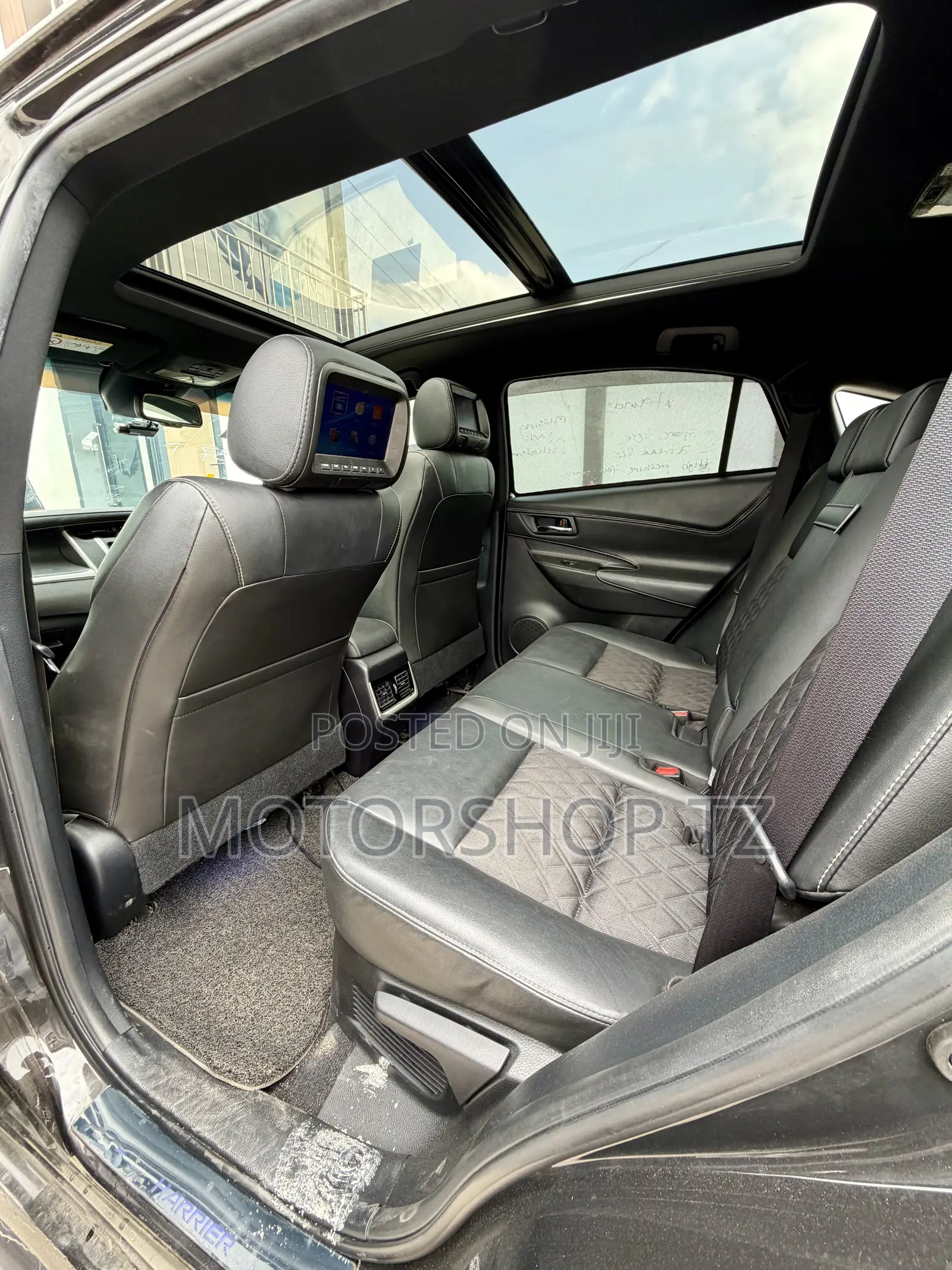 Toyota Harrier 2.0 2016 Brown