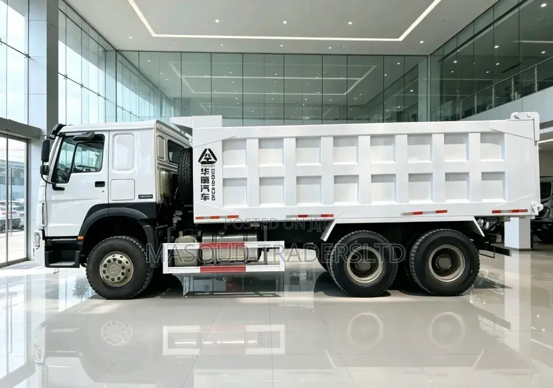 Howo Dump Track 371hp 2024 White