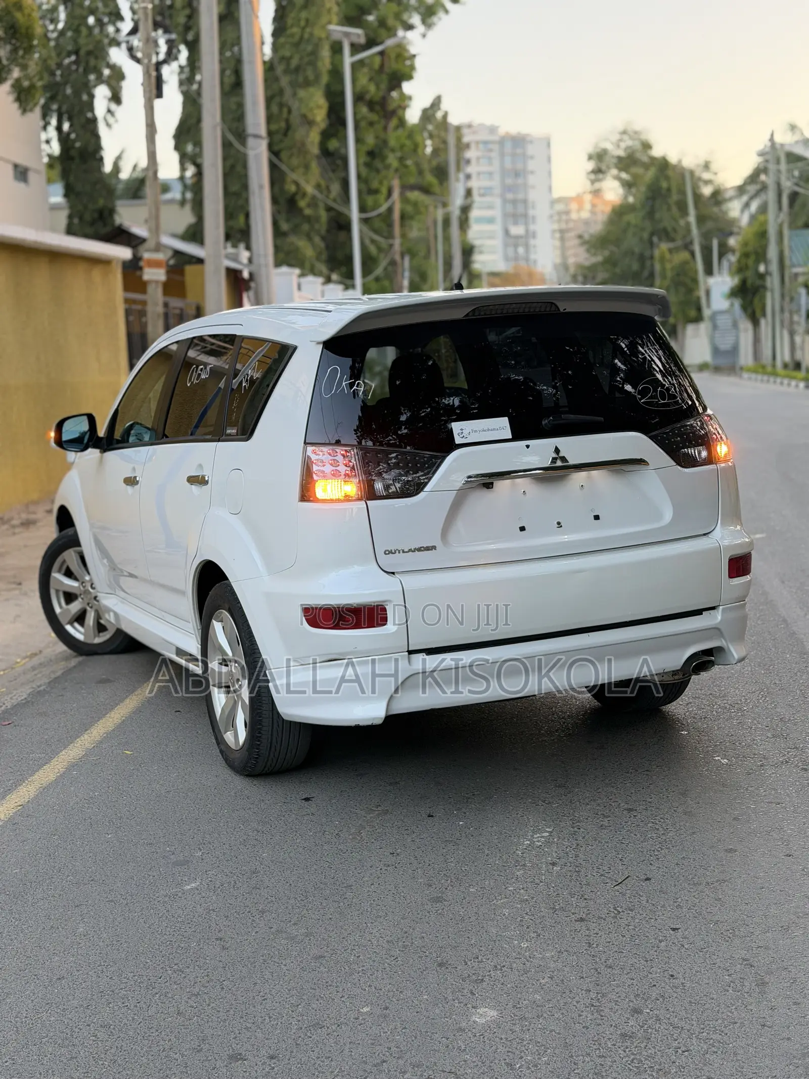 Mitsubishi Outlander 2010 White