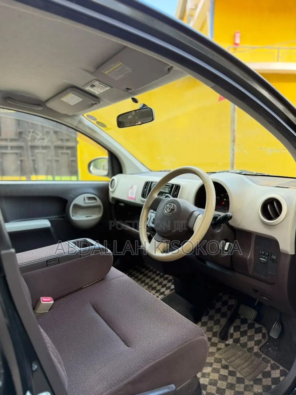 Toyota Passo 1.0 FWD 2012 Black
