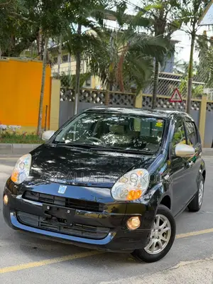 Toyota Passo 1.0 FWD 2012 Black