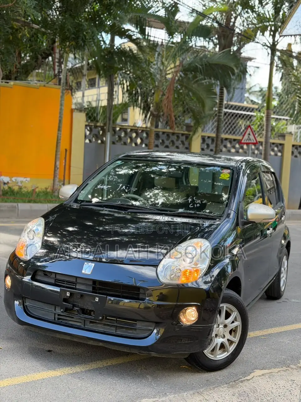 Toyota Passo 1.0 FWD 2012 Black