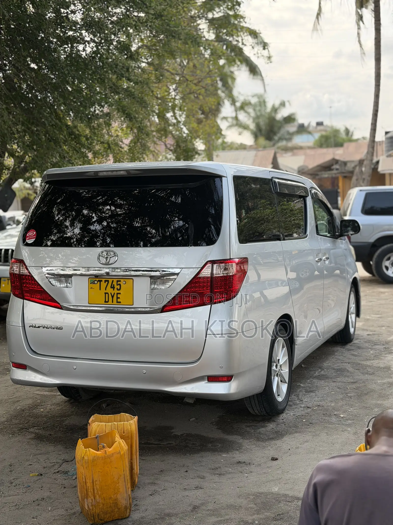Toyota Alphard 2.4 Petrol FWD 2009 Silver