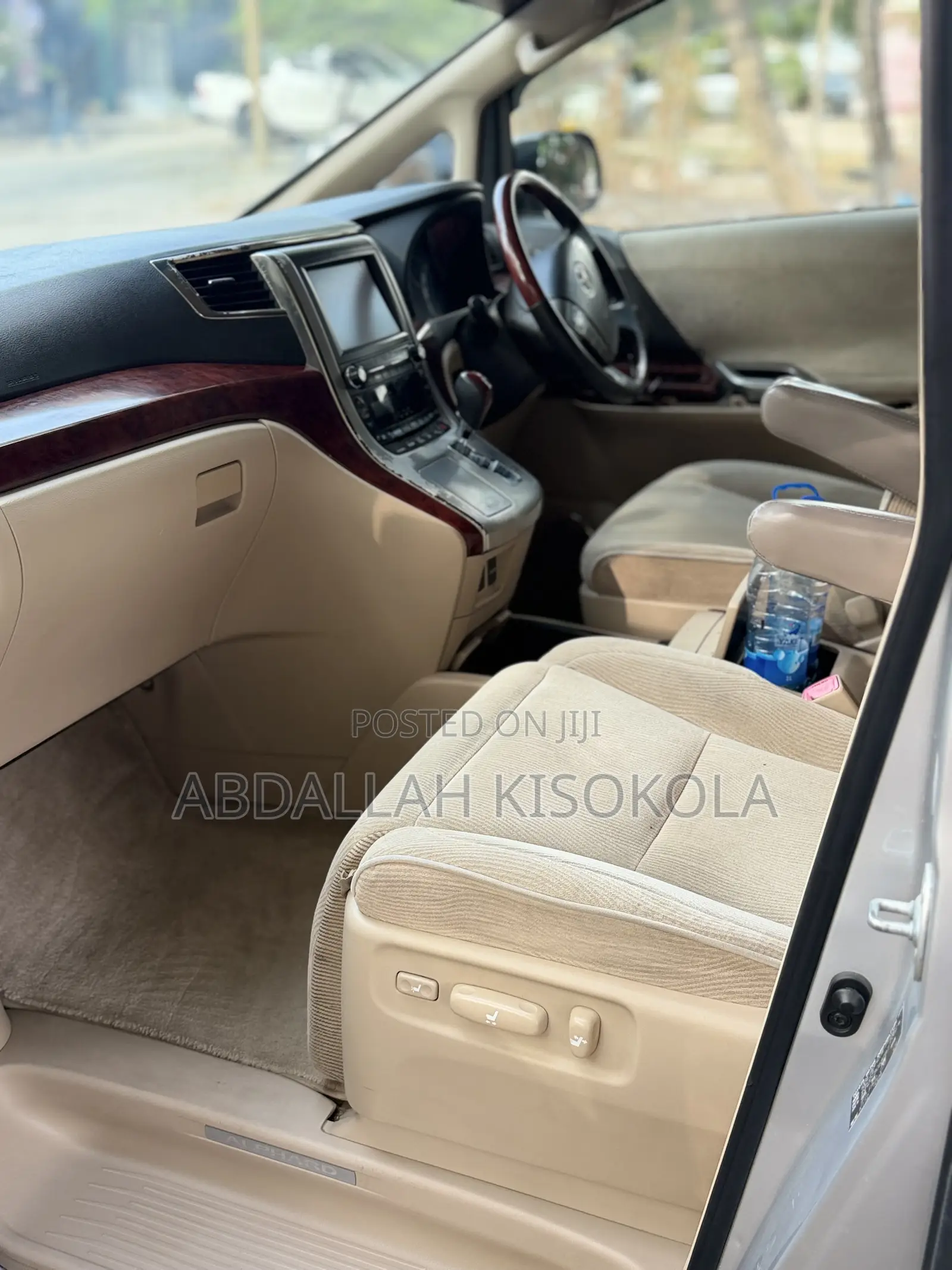 Toyota Alphard 2.4 Petrol FWD 2009 Silver