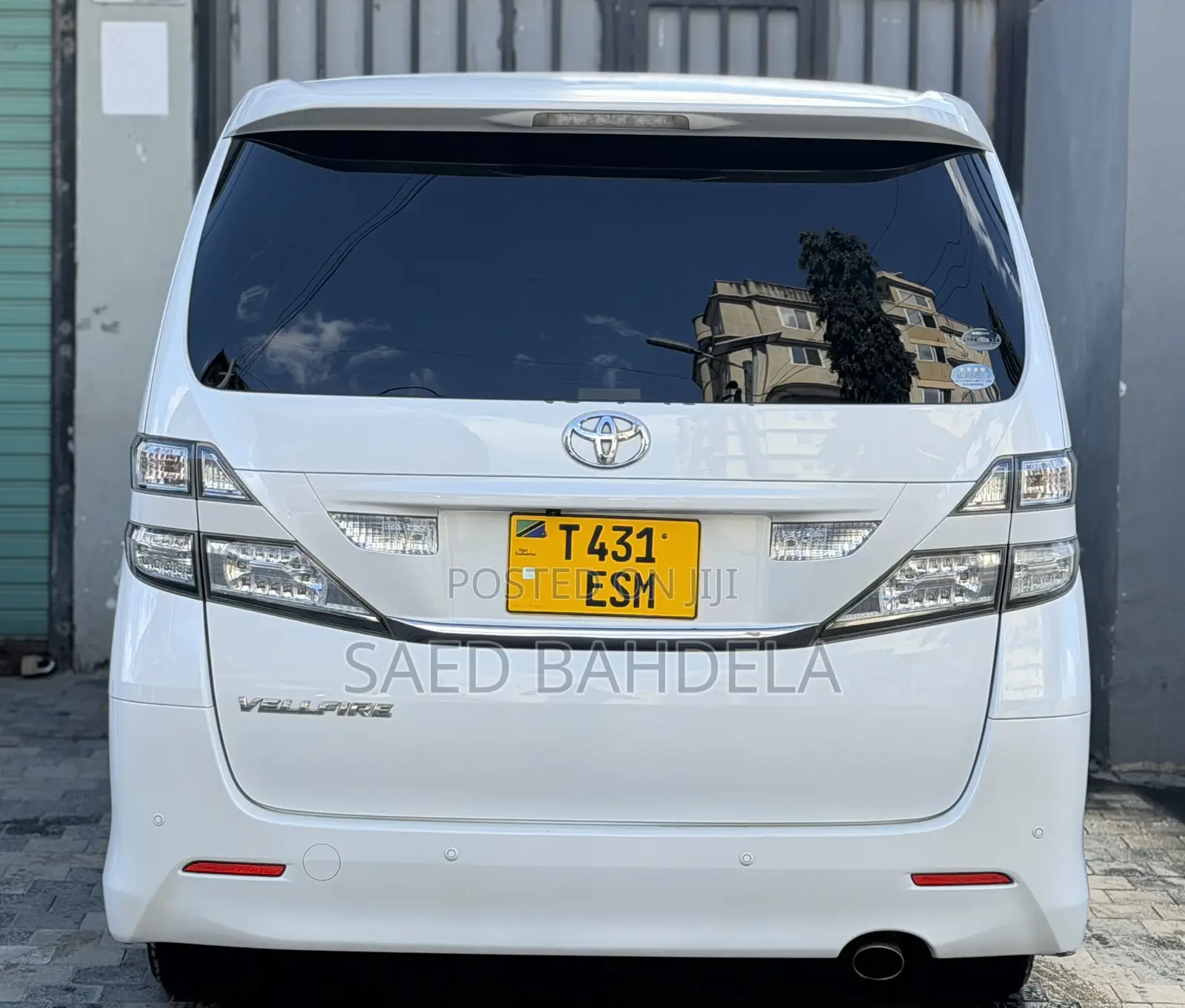 Toyota Vellfire V 2.4 FWD 7-Seater 2009 White