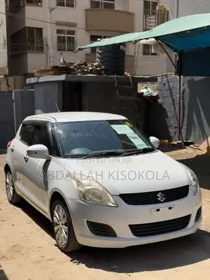 Suzuki Swift 2012 White