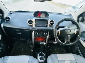 Toyota IST 2004 Silver