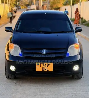Toyota IST 2005 Black