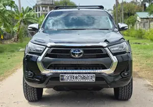Toyota Hilux Revo Double Cab Deisel 2.8 AWD 2021 Black