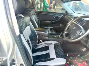 Toyota Crown 2004 Silver