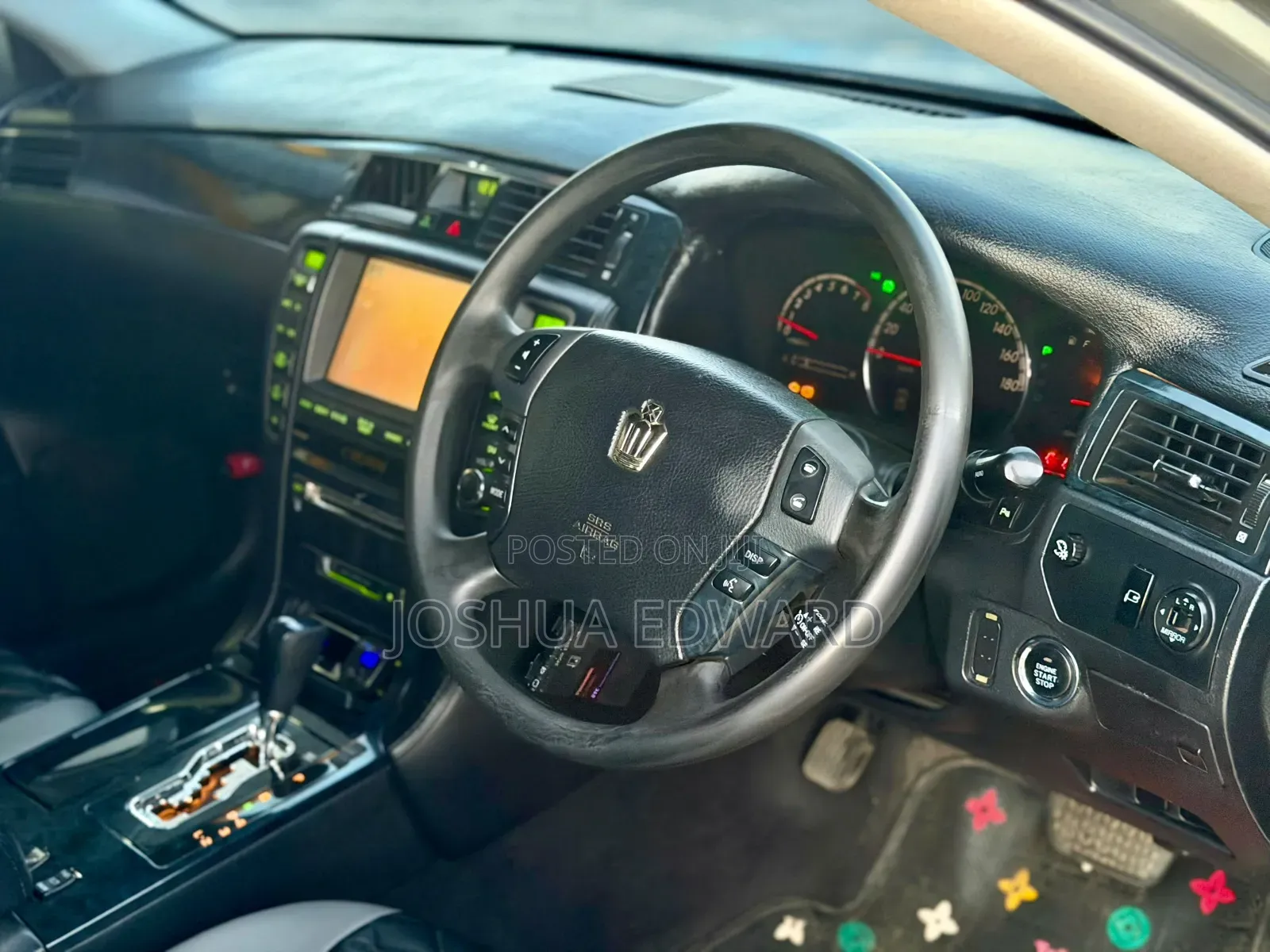 Toyota Crown 2004 Silver